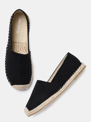 Black Shoes